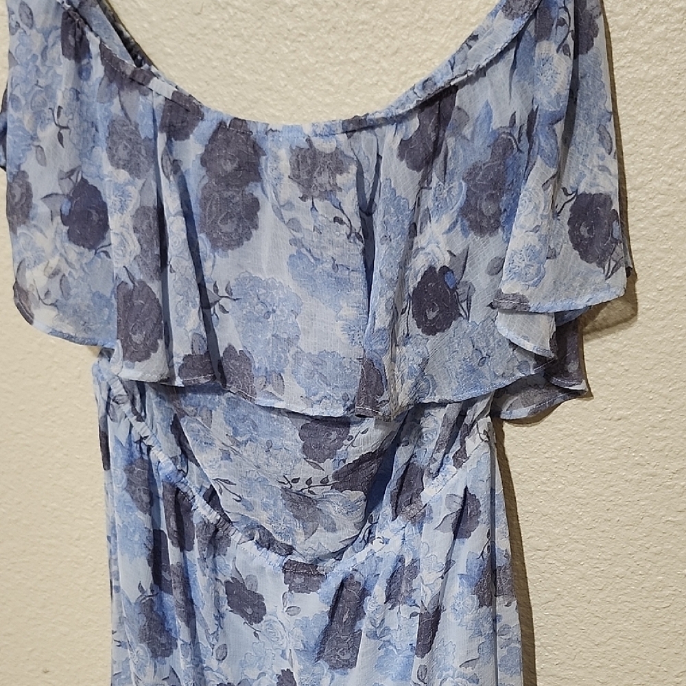 Divided Blue and White High-Low Ruffled Sundress - Picture 5 of 11